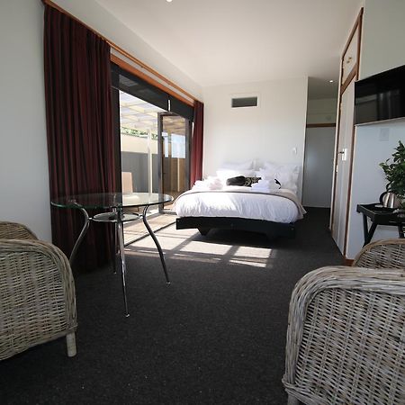 Te Puru Beach Lodge Экстерьер фото