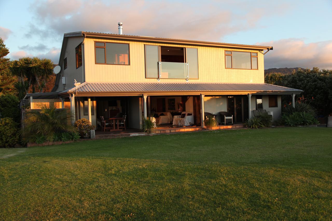 Te Puru Beach Lodge Экстерьер фото