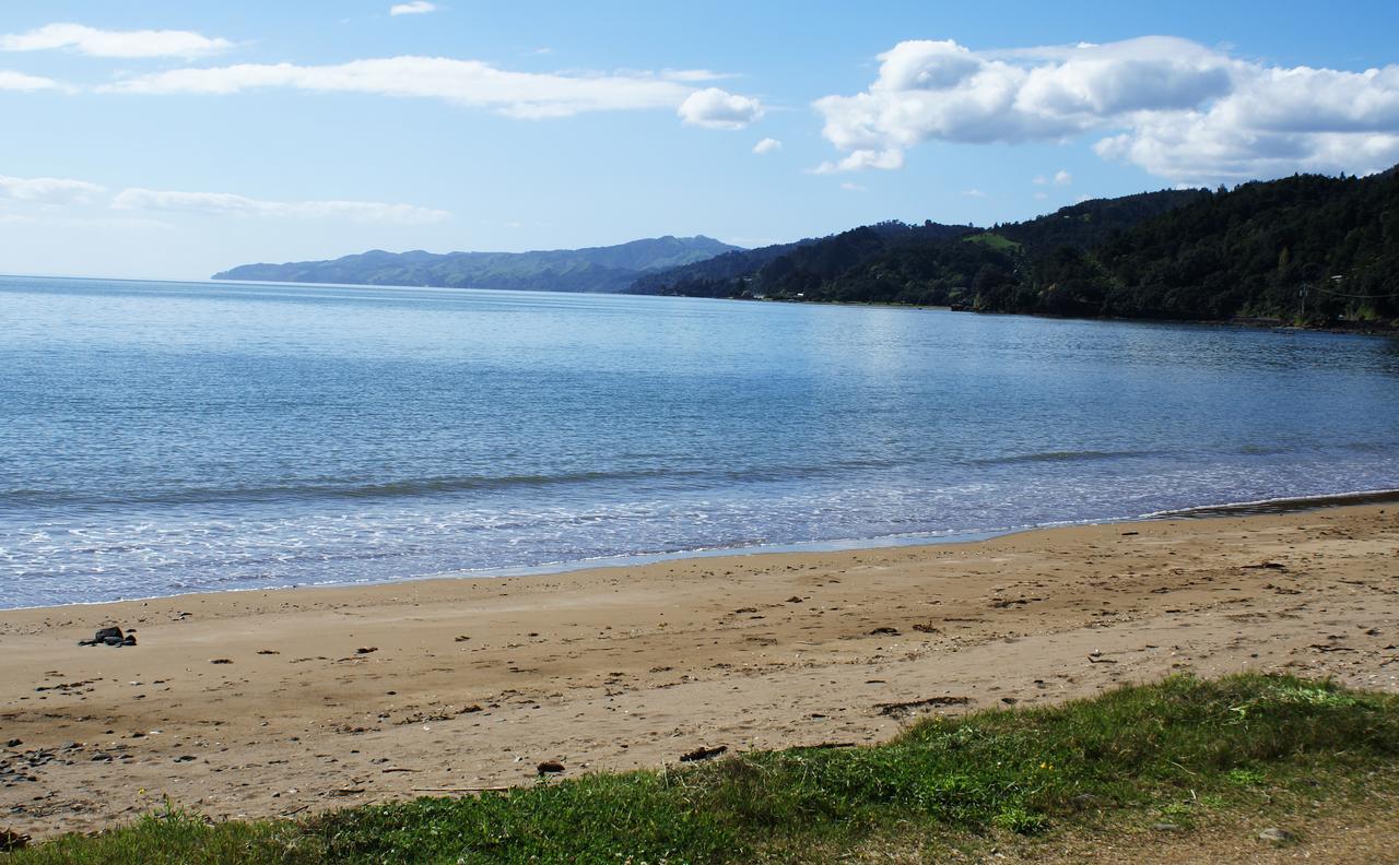 Te Puru Beach Lodge Экстерьер фото