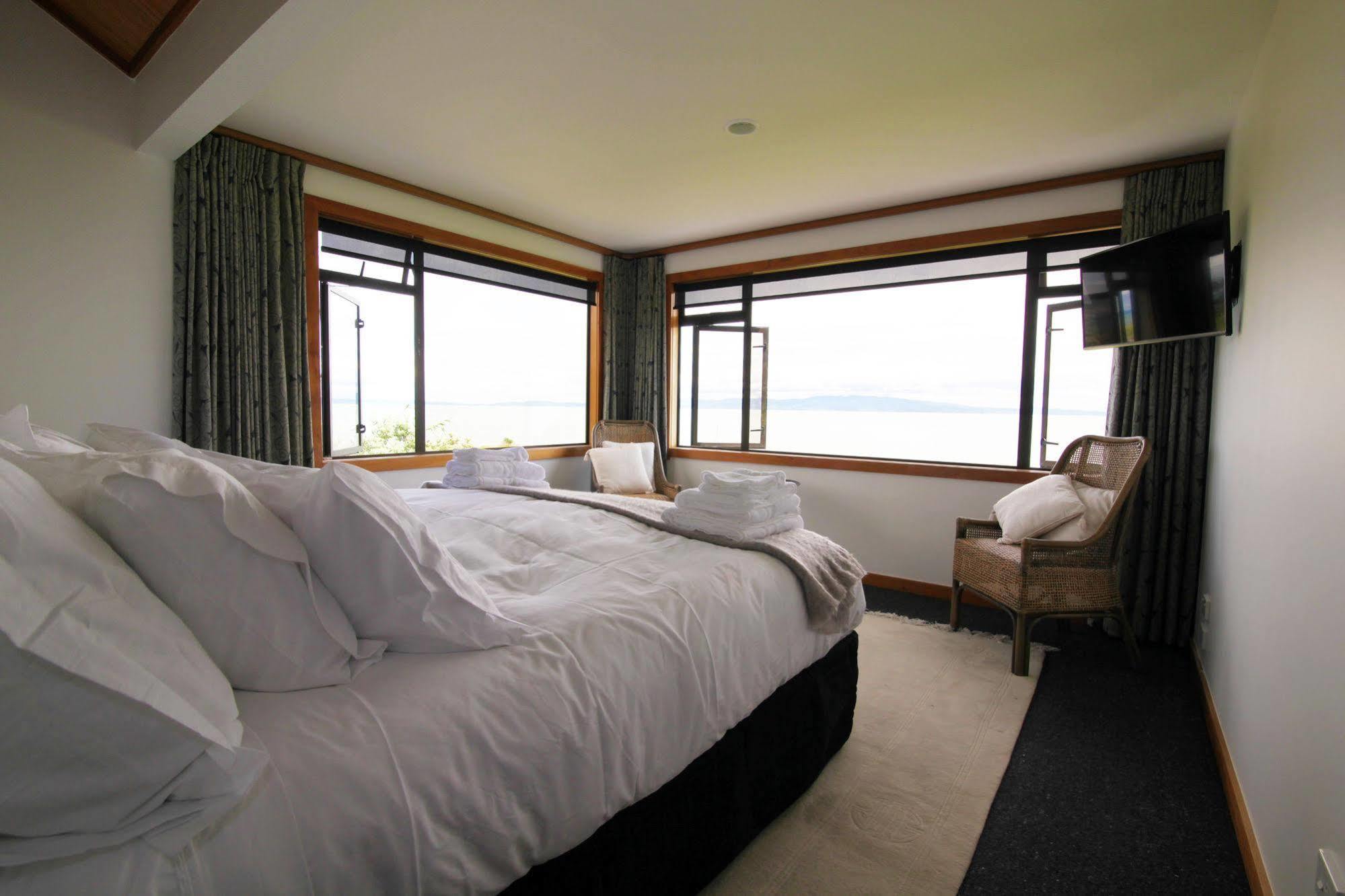 Te Puru Beach Lodge Экстерьер фото