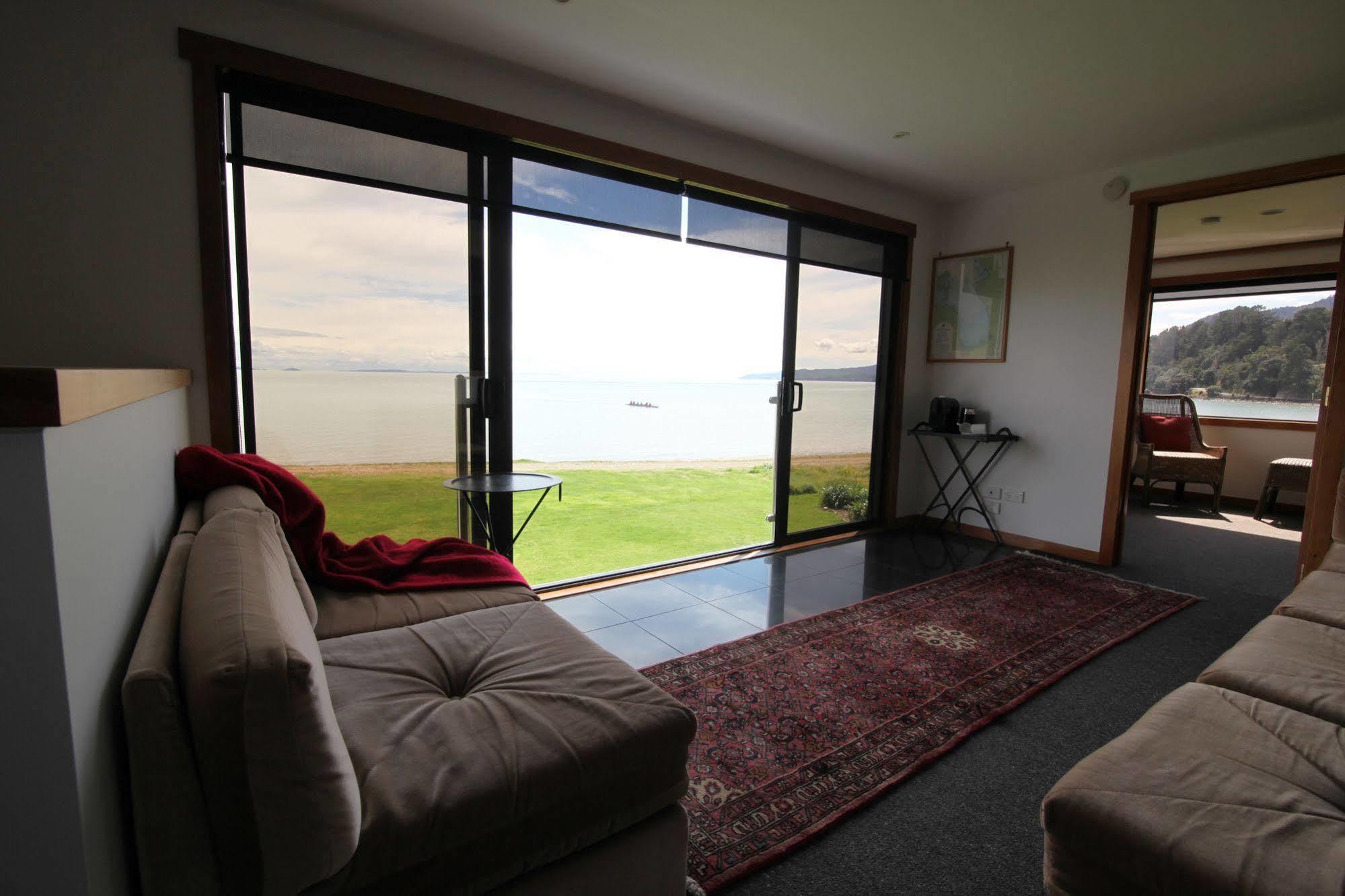 Te Puru Beach Lodge Экстерьер фото